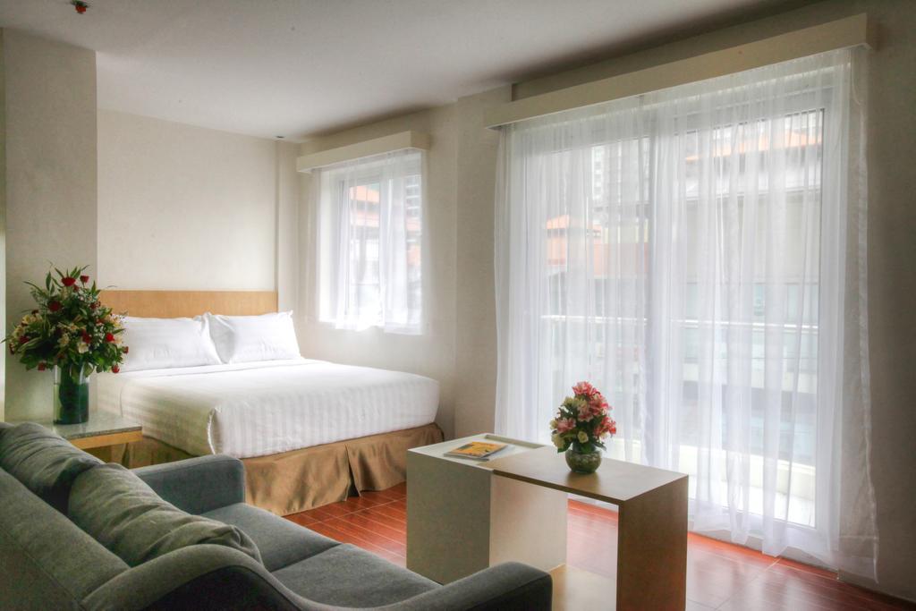 Fersal Hotel Makati Avenue Makati City Pokoj fotografie